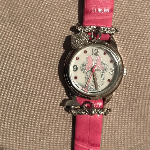 Mini mouse pink watch! - Picture 3 of 4
